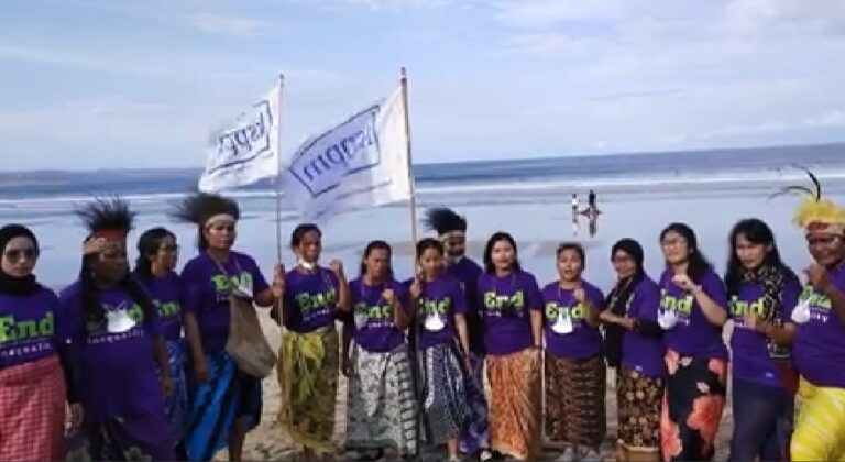 Perempuan dari berbagai kalangan di Bali dukung Tutup TPL