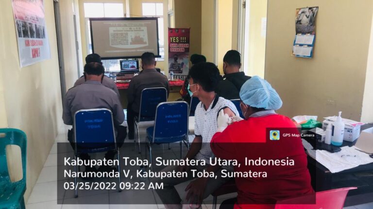 Polres Toba mengikuti Video Conference Pelaksanaan Vaksinasi Serentak