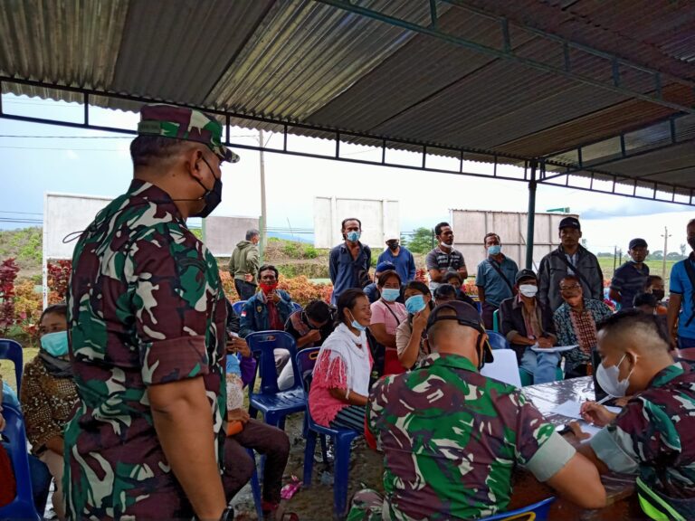 Kodim 0207 Simalungun Bagikan BLT di Koramil 17 Sidamanik