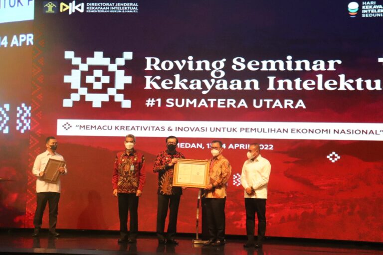 Pemkab Toba ikuti Seminar Kekayaan Intelektual oleh Kemenkumham RI
