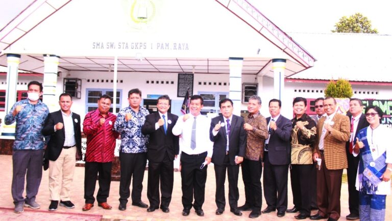 Tingkat SDM Sektor Pendidikan Topik Reuni Akbar SMA Swasta GKPS 1 Raya