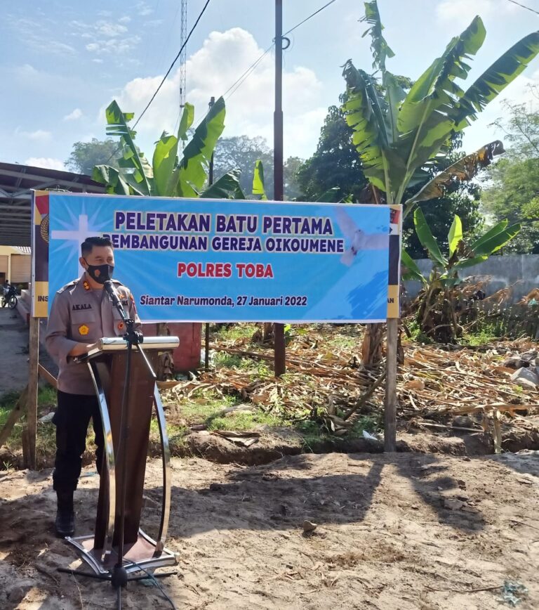 Polres Toba Bangun Gereja Oikumene di Komplek Mapolres