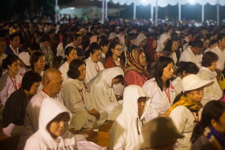 Perayaan Hari Raya Tri Suci Waisak 2565 BE (Buddhist Era) Umat Buddha jatuh Pada Rabu 26 Mei 2021