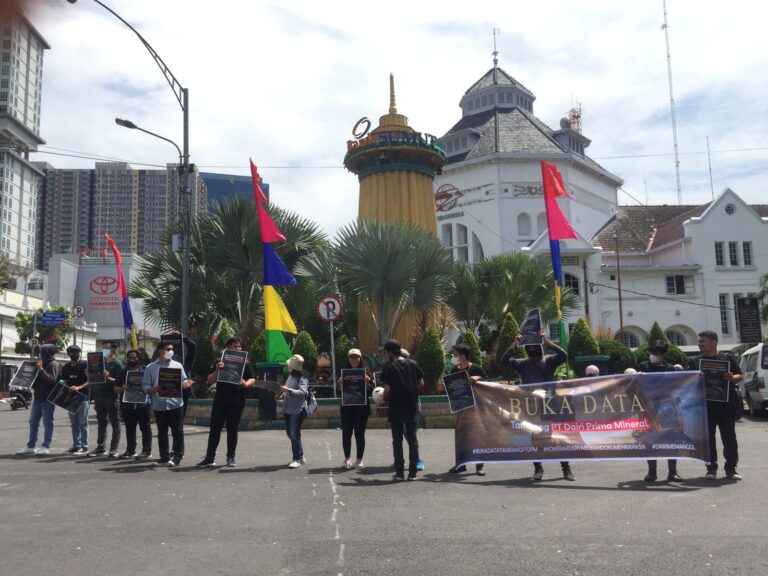 Puluhan Massa Aksi Suarakan Buka Data Tambang PT Dairi Prima Mineral