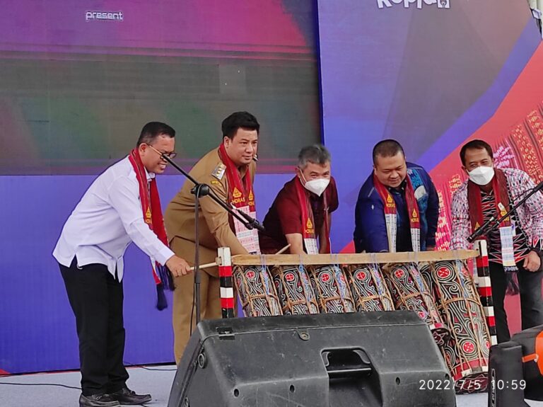 Festival Ekonomi Keuangan Digital Indonesia (FEKDI) 2022 di Samosir Resmi di Buka