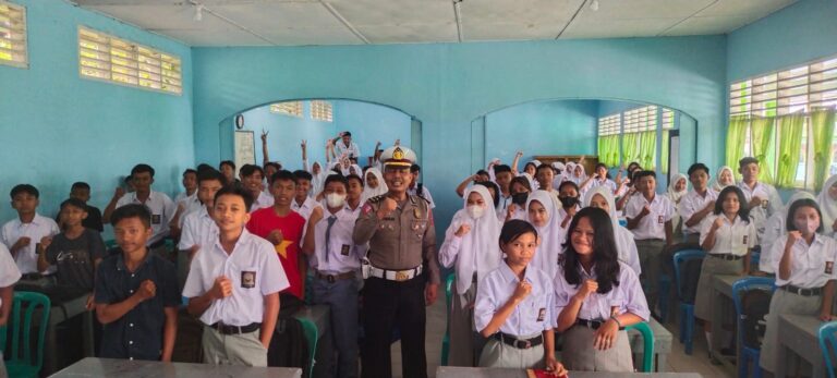 Dukung Destinasi Danau Toba, Satlantas Polres Simalungun Gelar Police Go To School