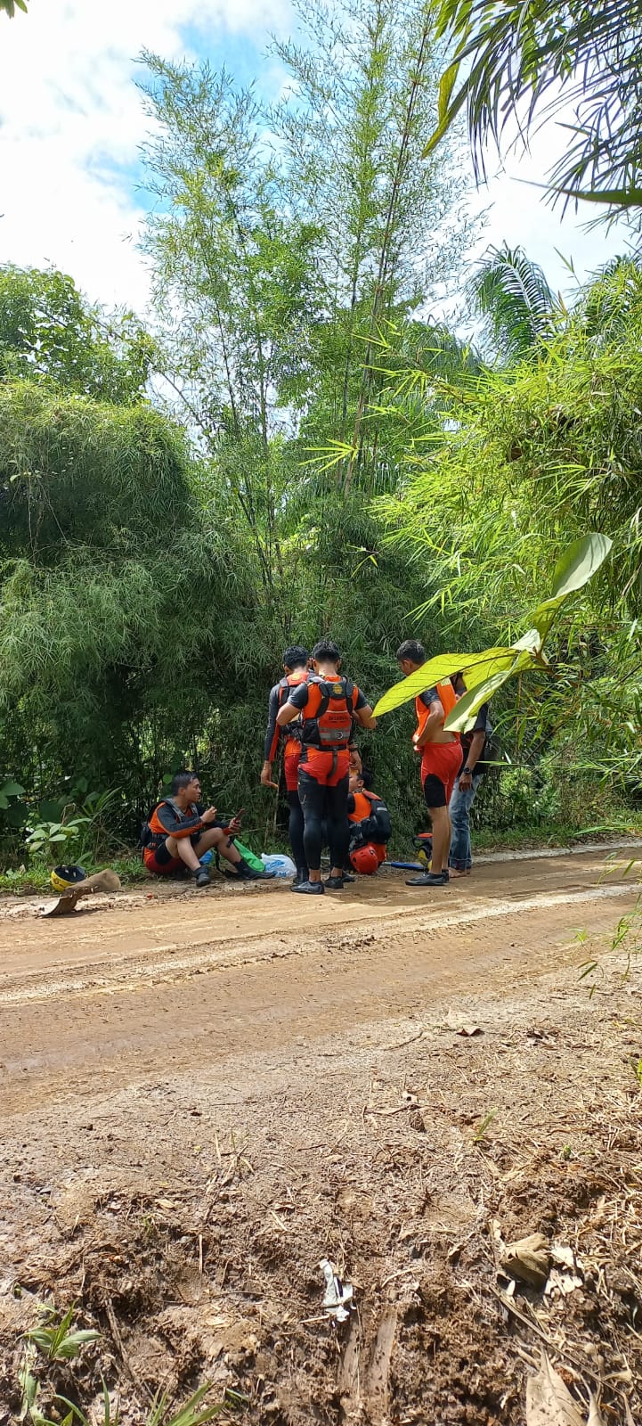 Hendak Buang Air Deva Hanyut di Sungai Manahul Bahlias
