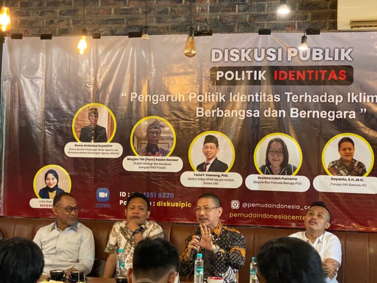 Diskusi Publik Politik Identitas Memperkeruh Demokrasi