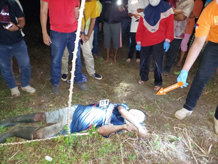 Polsek Bangun Evakuasi Temuan Mayat Di Komplek Patmos HKBP