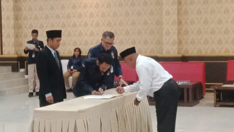 KPU Batu Bara Lantik 453 Panitia Pemungutan Suara (PPS)