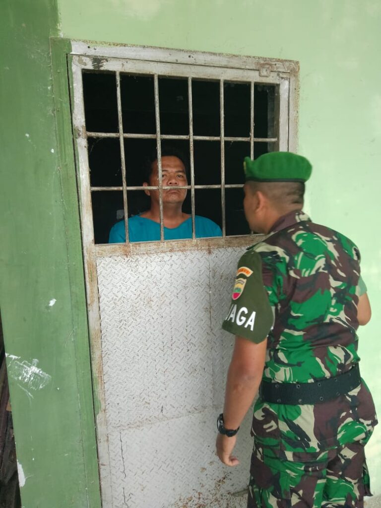 Intel Kodim Tangkap Oknum TNI Pencuri Besi Rel