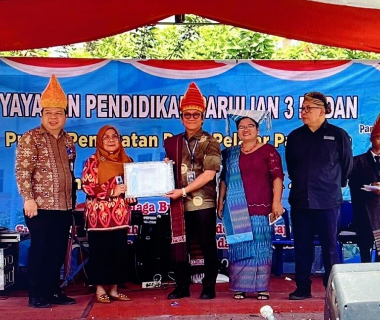Implementasikan Kurikulum Merdeka, Sekolah Parulian Raih Penghargaan