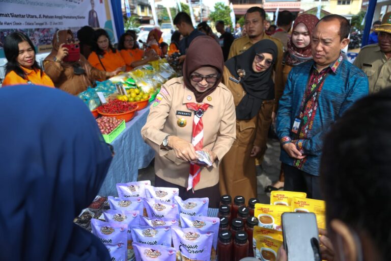 Pemkot Siantar Canangkan Pasar murah Meraih MURI