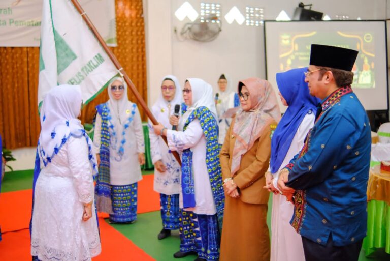 Pemko Siantar Hadiri Pelantikan PD BKMT Periode 2023-2028