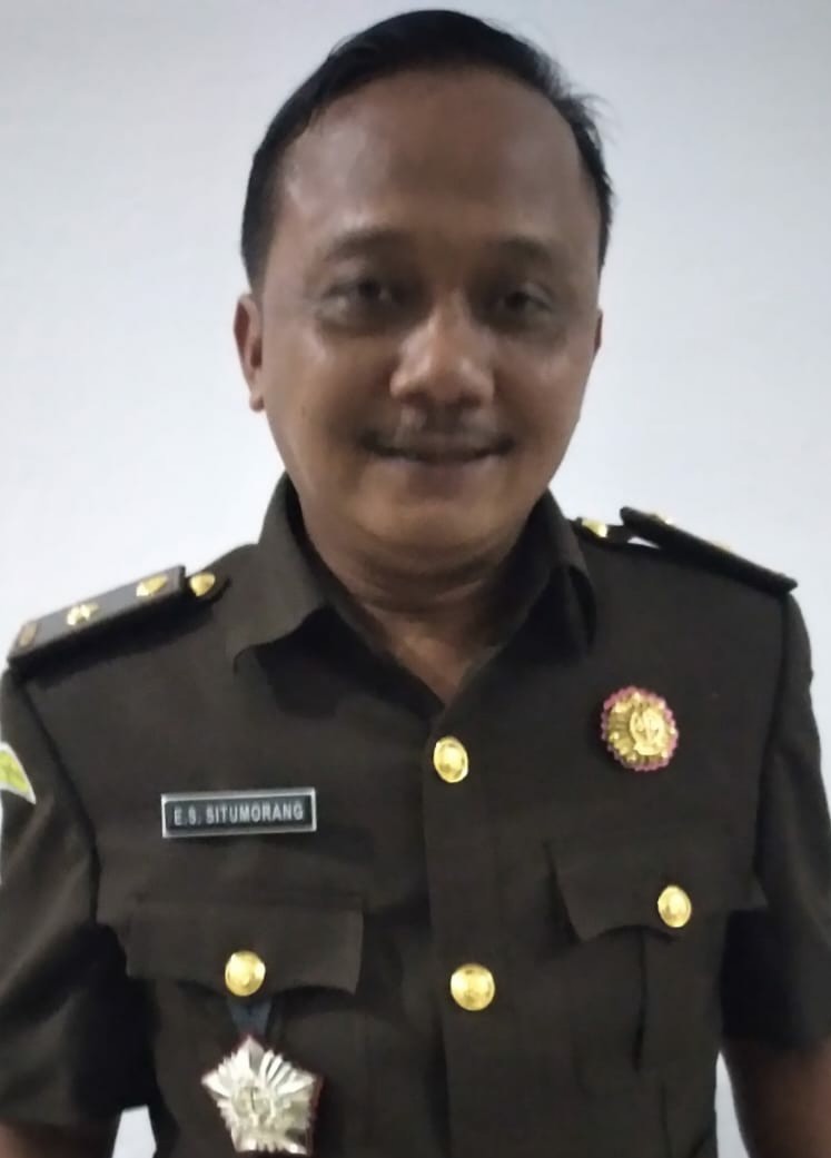 Bendahara Desa Nagori Simpang Raya Dasma di Buru Kejari Simalungun