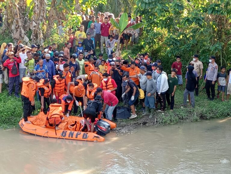Jasad Bagas Kembaran Bagus Yang Tenggelam Diwaduk Ditemukan