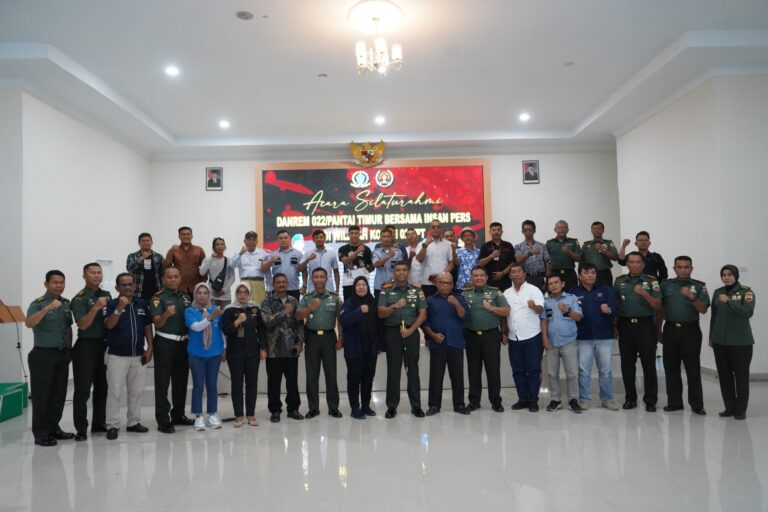 Danrem 022 PT Gelar Silaturahmi Dengan Insan Pers