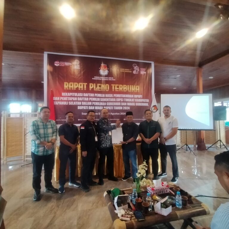 Cegah Pelanggaran Penetapan DPS Bawaslu Hadiri Rapat Pleno Terbuka KPU Tapanuli Selatan