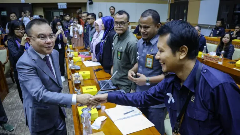 Ribuan Hakim Menuntut Kenaikan Gaji dan Jaminan Keamanan