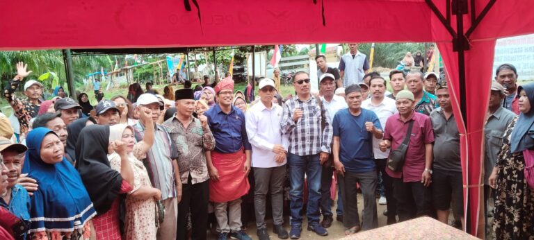 DPD RI Penrad Siagian Kunker Ke Posko Tani Desa Simpang Gambus Batu Bara