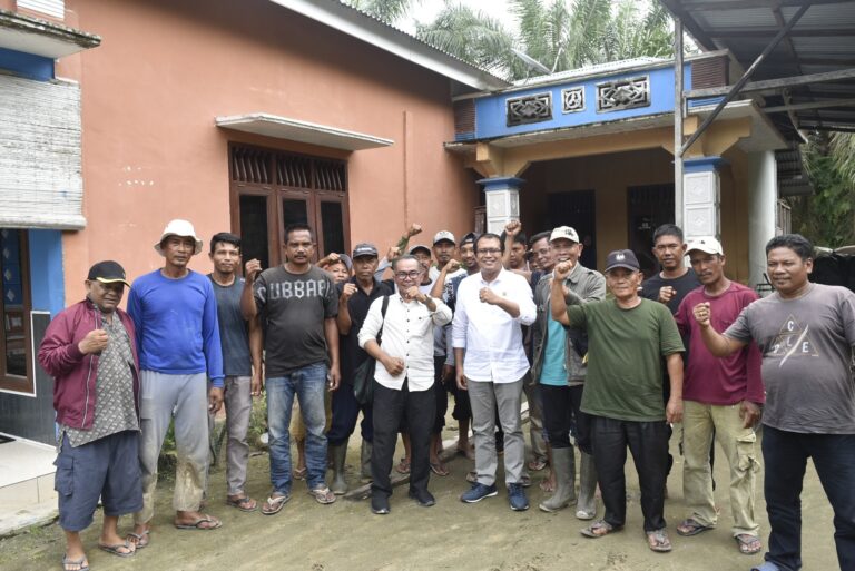 Perkuat Hilirisasi Pangan, Penrad Siagian: Poktan Ciptakan Koperasi