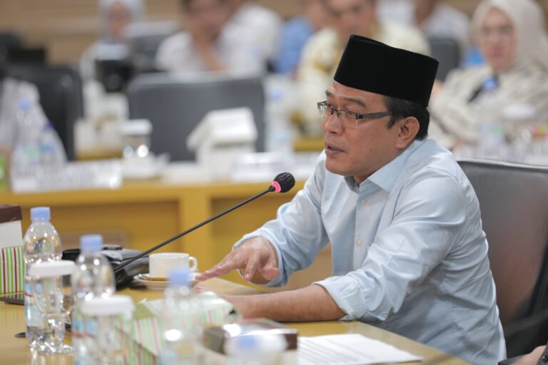 Penrad Siagian Desak Pemerintah Mencabut Moratorium Pemekaran DOB