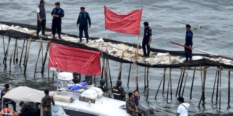 Komisi I DPR RI Heran, Pagar Laut Tangerang Dibongkar TNI AL