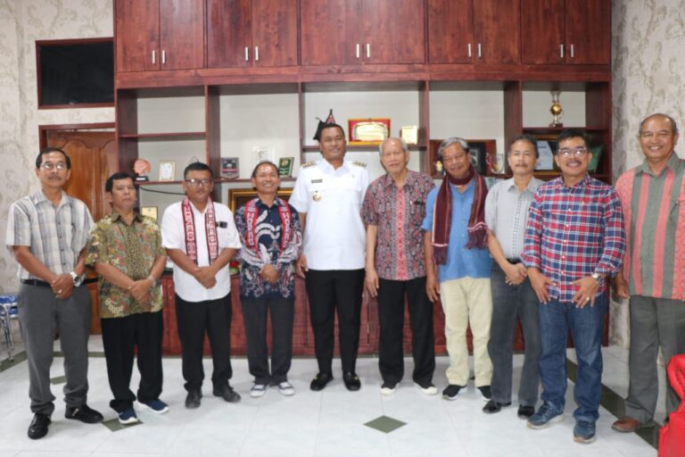 Pemkab Toba Apresiasi Program Kerja Forum Batak Center