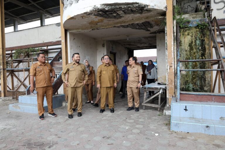Pemko Pematangsiantar Tinjau Kondisi Stadion Sang Naualuh