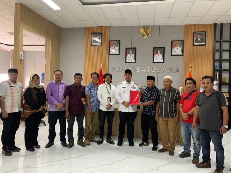 Bupati Batu Bara Mendukung Pelepasan Tanah Rakyat Yang Di Kuasai PT Socfin Indonesia Tanah Gambus