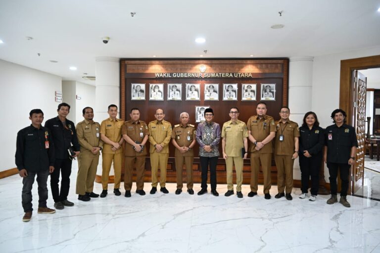 Anggota DPD RI Penrad Siagian Temui Pemprov Sumut, Bahas Revisi UU Pemda dan ASN