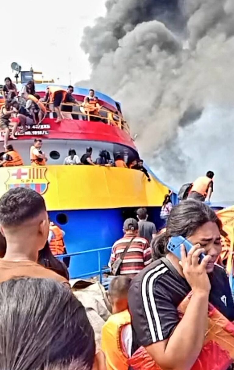 Kapal Motor Gregorius Barcelona V terbakar di perairan Minahasa Utara