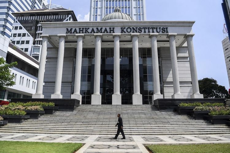 Mahkamah Konstitusi (MK) Mengabulkan Sebagian Uji Materiil Terhadap Pasal 8 Undang Nomor 40 Tahun 1999 Tentang Pers