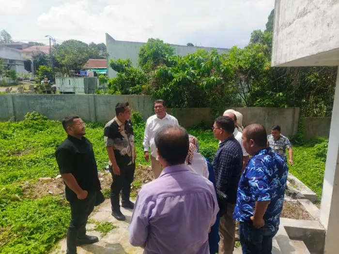 Pansus Eks Rumah Singgah Covid-19 Temui OJK di Medan
