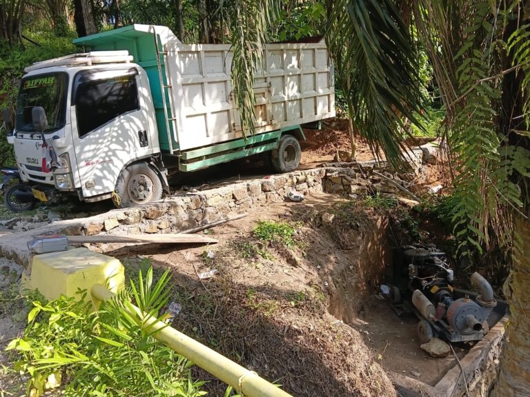 Tangkahan Pasir di Bajak Dolok Tanah Jawa di Sinyalir Illegal Polisi Diminta Bertindak