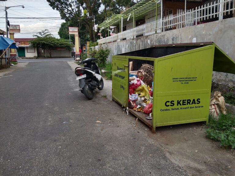 Pintu Tempat Sampah Pemko Hilang, Rocky Minta Polisi Identifikasi Pengepul dan Penerima Barang Bekas